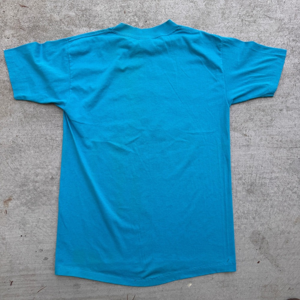 Vintage 80s Harbor House Yacht Club T-Shirt Blue Made in USA Large Mens - Picture 5 of 5